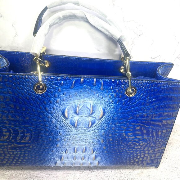 Hombre Crocodile Embossed Handbag With Gold Hardware NWOT - Picture 3 of 10